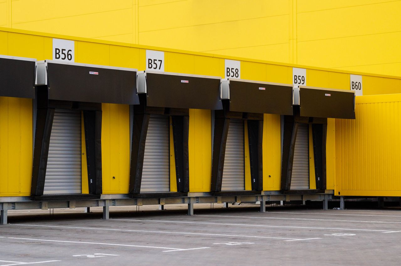 Jak działa model cross docking? Zasady i zastosowanie w logistyce